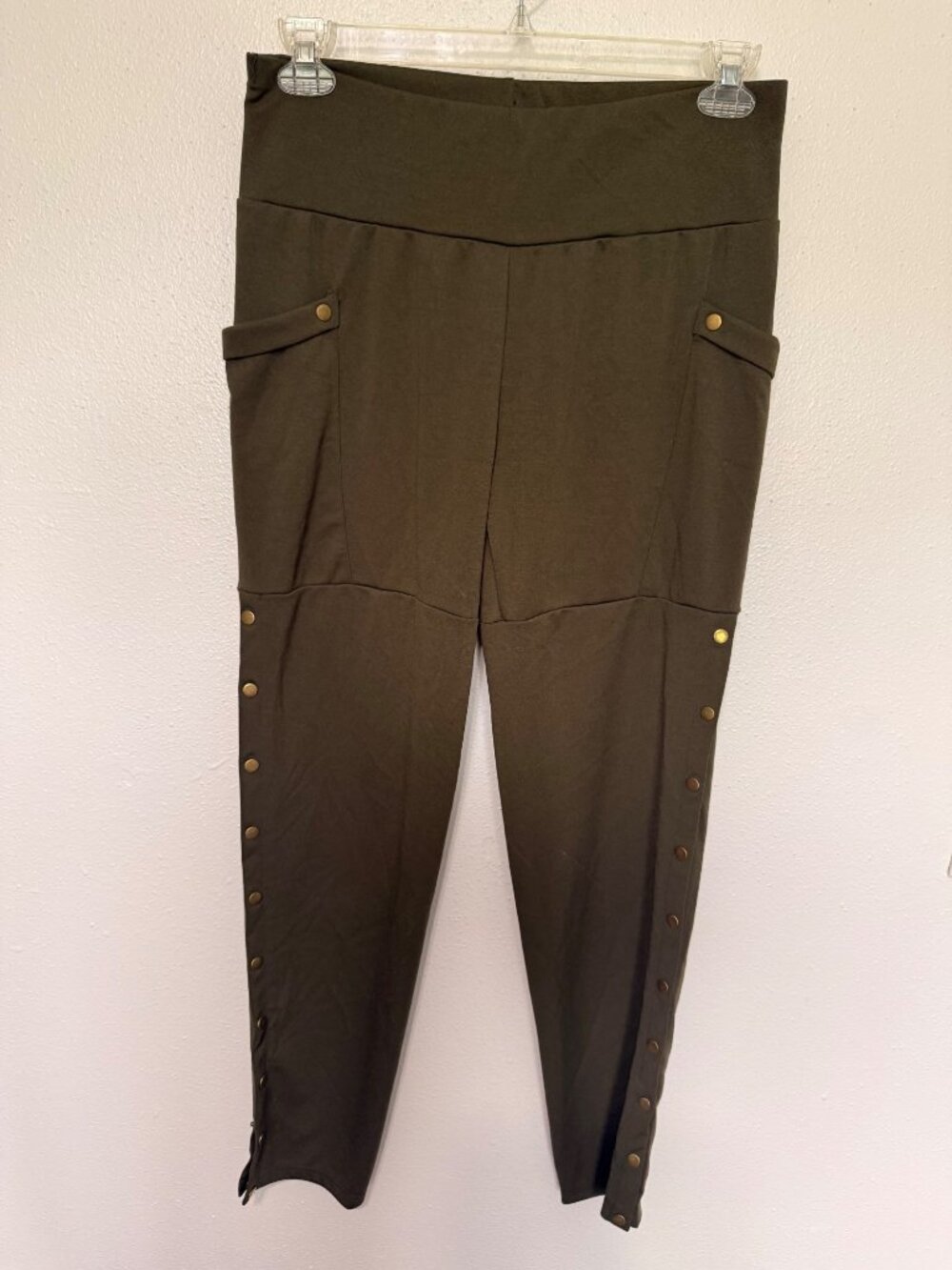 Unbranded Pants Olive with Brass Button Design Pull On Womans L